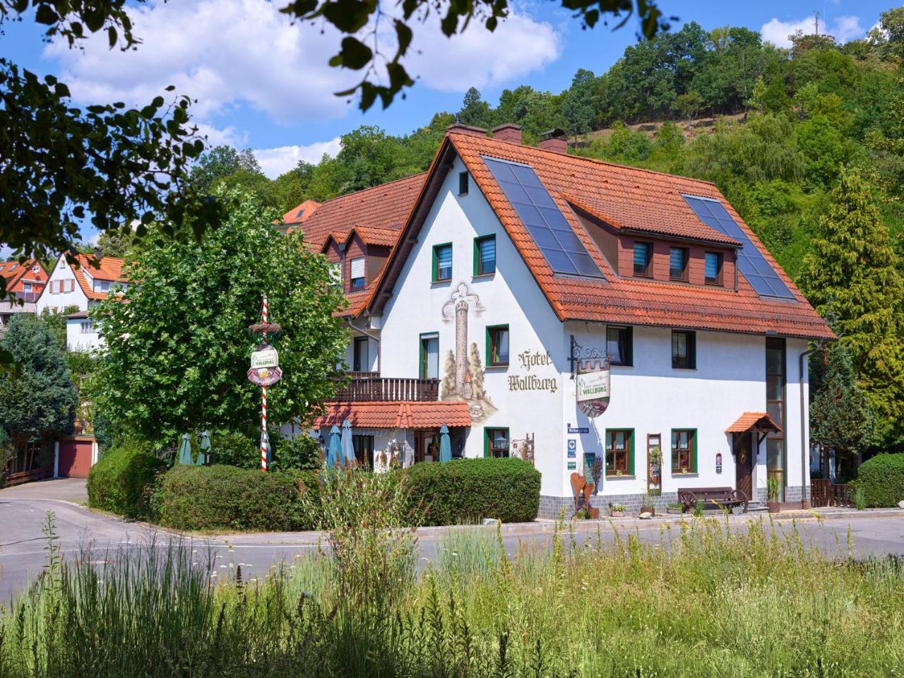 Hotel Landgasthof Wallburg Eltmann Buitenkant foto